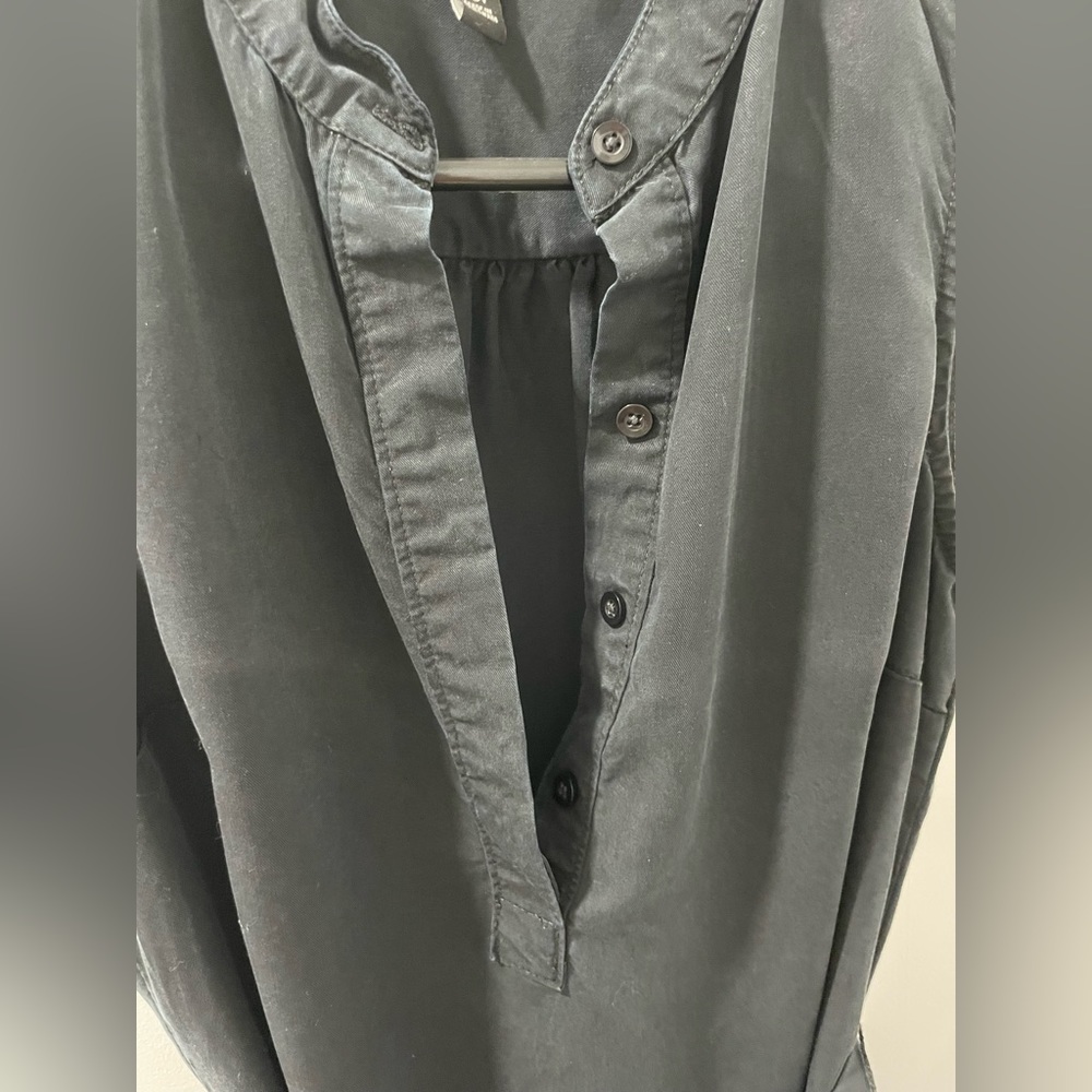 Banana Republic black sleeves dress size 00 petite - Picture 3 of 9